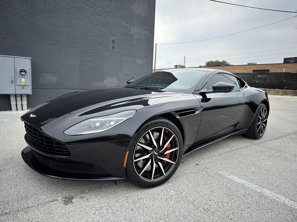 2018 Aston Martin DB11 - Image 28 of 31