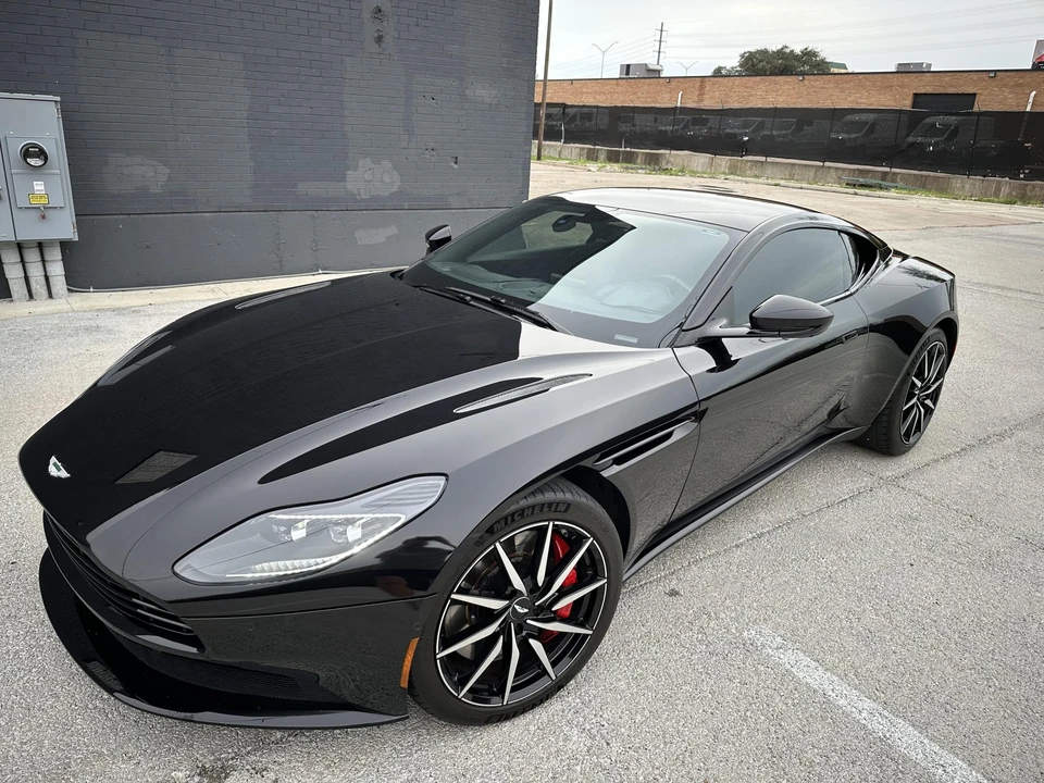 2018 Aston Martin DB11 - Image 31 of 31