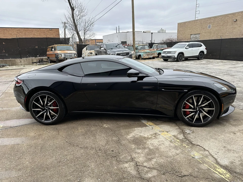 2018 Aston Martin DB11 - Image 15 of 31