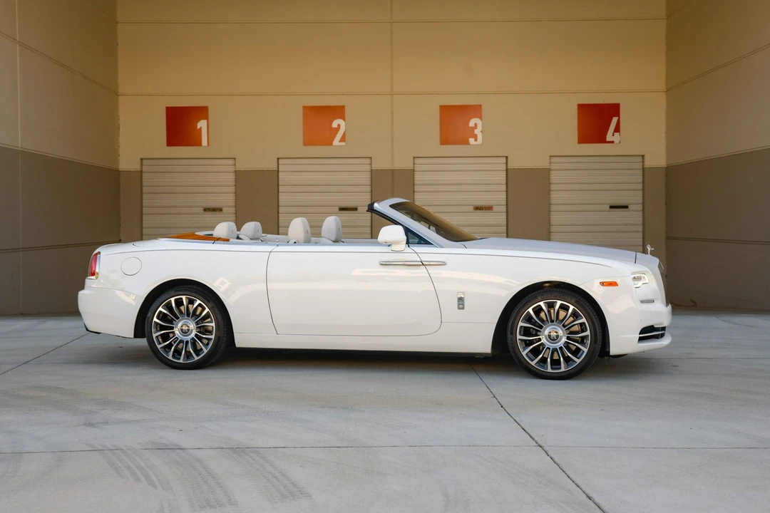 2018 Rolls-Royce Dawn - Image 8 of 31
