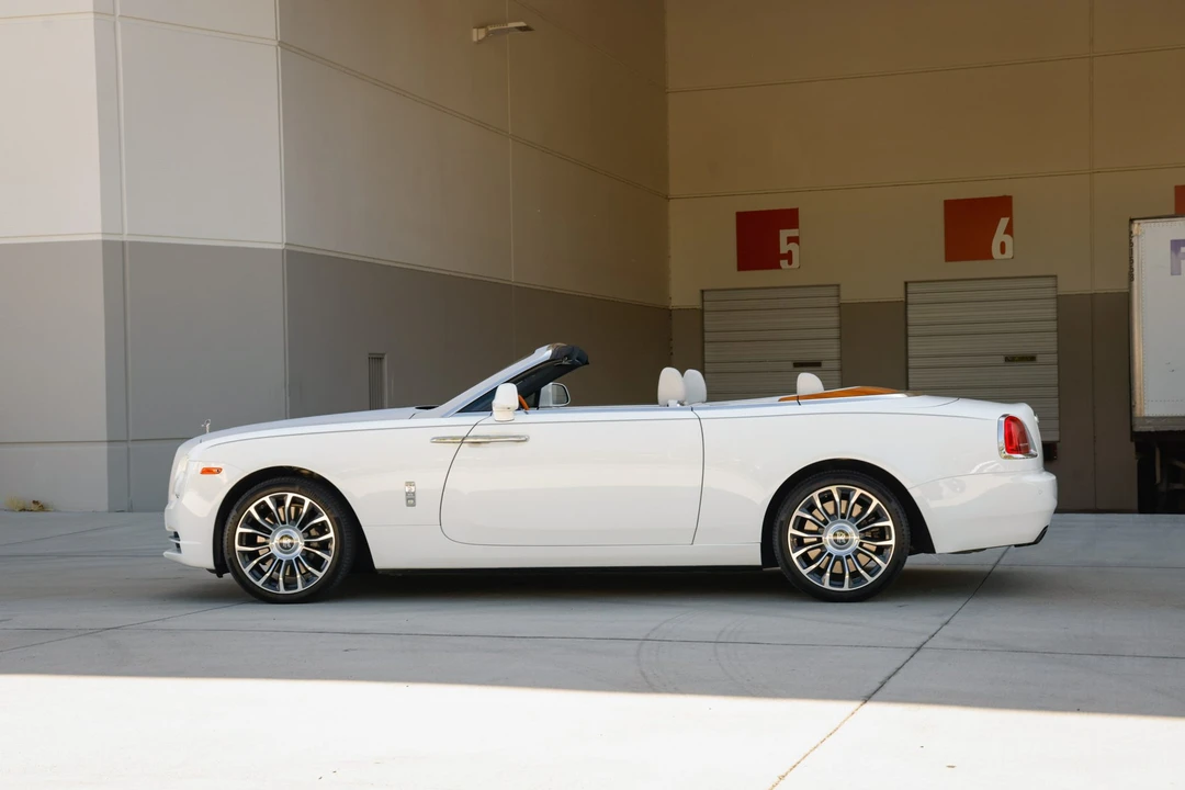 2018 Rolls-Royce Dawn - Image 16 of 31