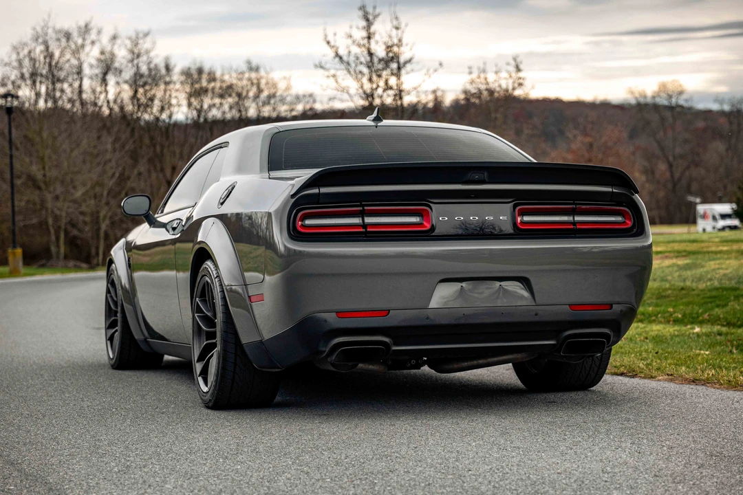 2019 Dodge Challenger SRT Hellcat 3rd Gen - Image 12 of 31