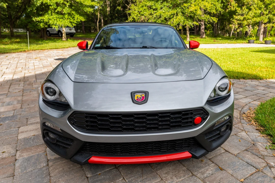 2020 Fiat 124 Spider - Image 10 of 31