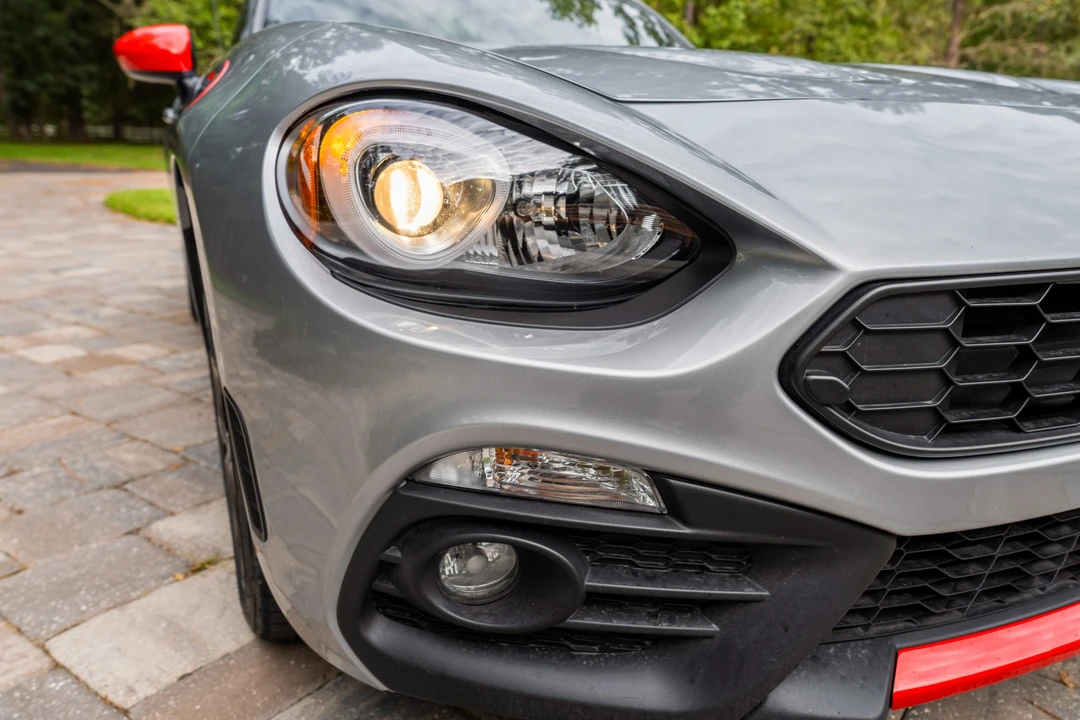 2020 Fiat 124 Spider - Image 19 of 31