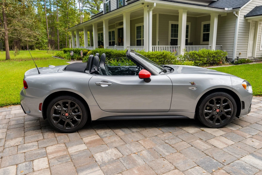 2020 Fiat 124 Spider - Image 4 of 31