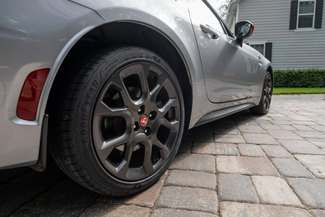 2020 Fiat 124 Spider - Image 29 of 31