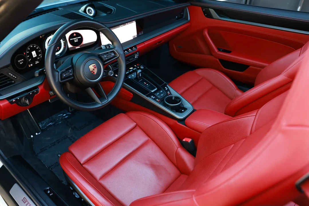 2020 Porsche 992 Carrera S - Image 27 of 31