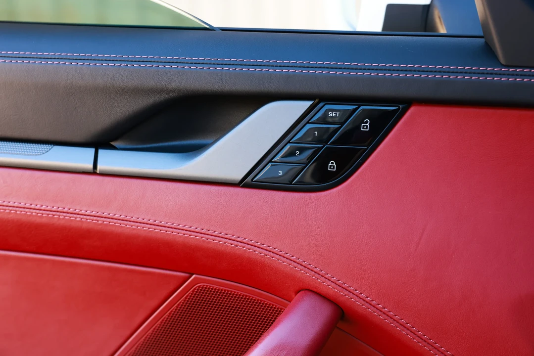 2020 Porsche 992 Carrera S - Image 20 of 31