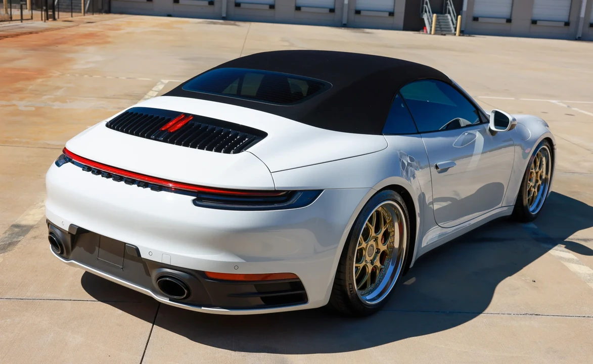 2020 Porsche 992 Carrera S - Image 7 of 31