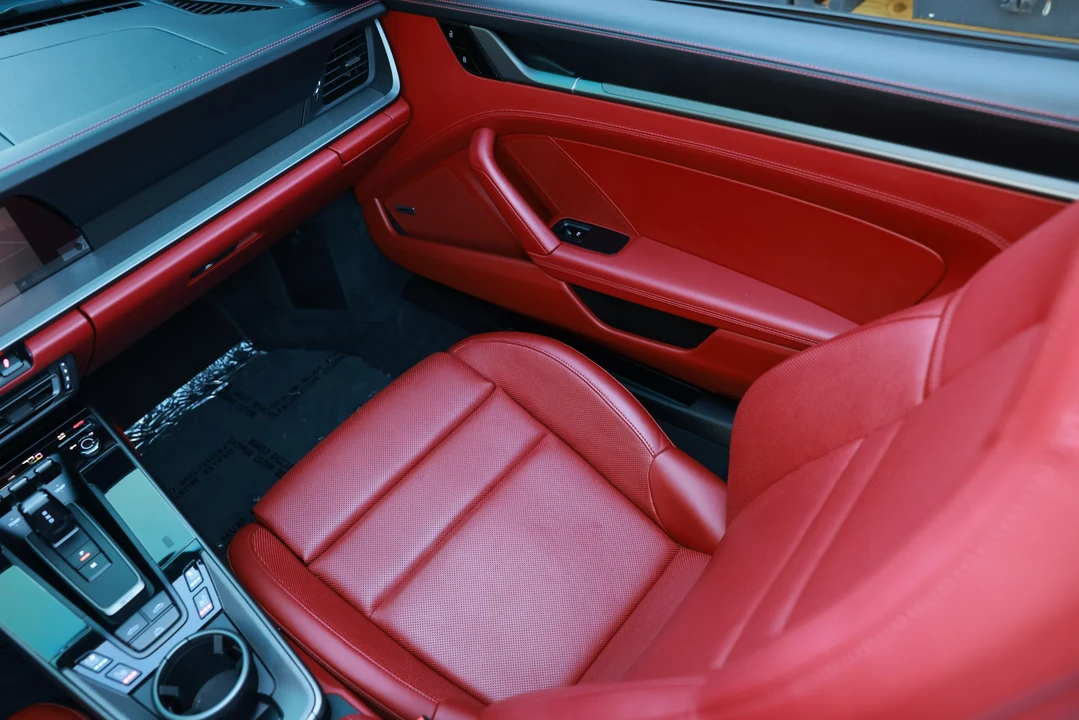 2020 Porsche 992 Carrera S - Image 25 of 31