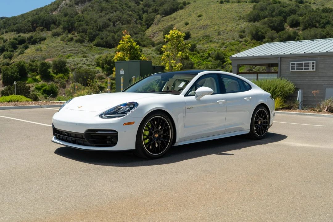 2021 Porsche 971 Panamera 4S - Image 3 of 31