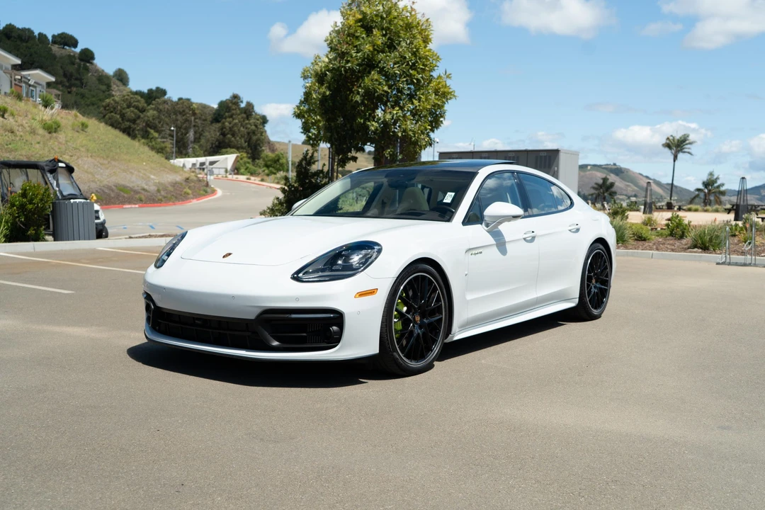 2021 Porsche 971 Panamera 4S - Image 4 of 31
