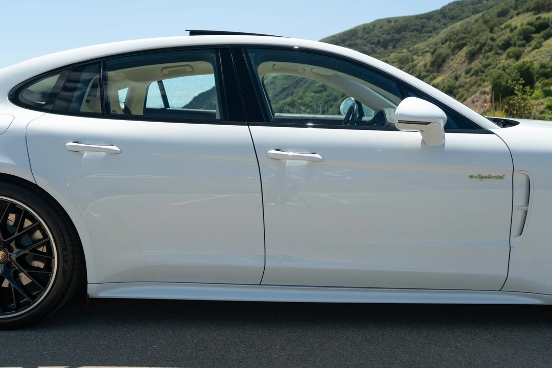 2021 Porsche 971 Panamera 4S - Image 30 of 31