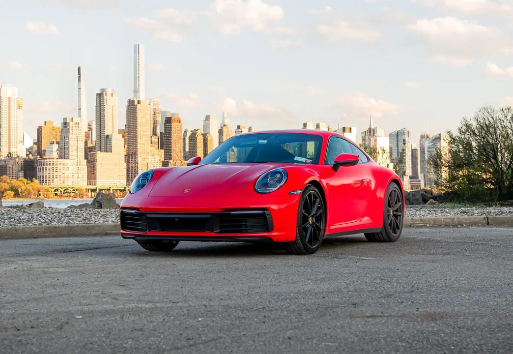 2022 Porsche 992 Carrera - Image 5 of 6