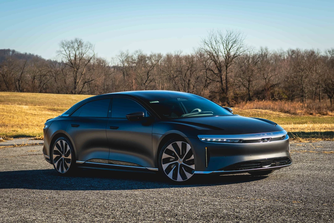 2023 Lucid Air - Image 12 of 31