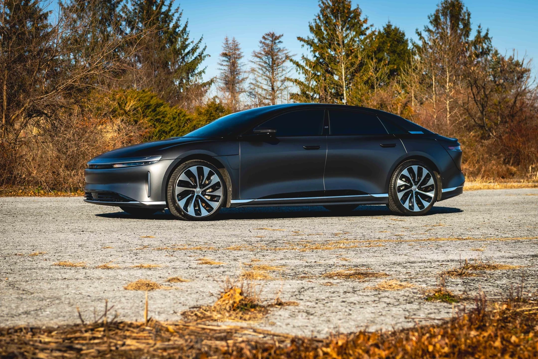2023 Lucid Air - Image 23 of 31