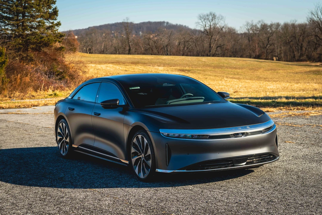 2023 Lucid Air - Image 28 of 31