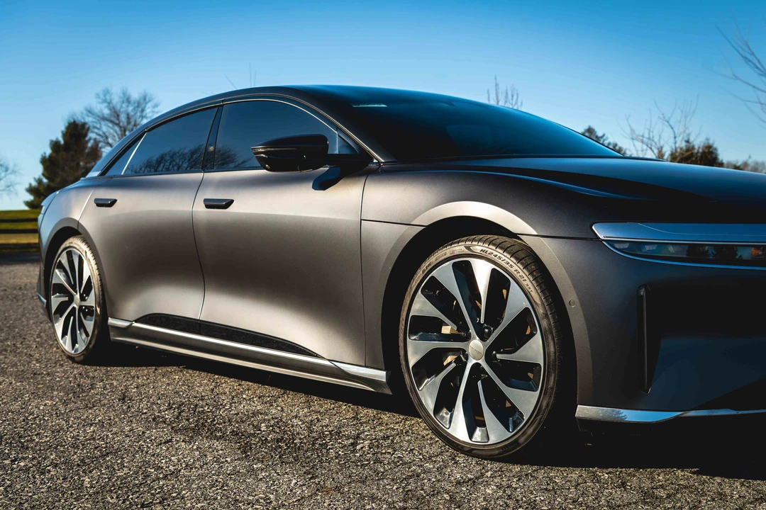 2023 Lucid Air - Image 17 of 31