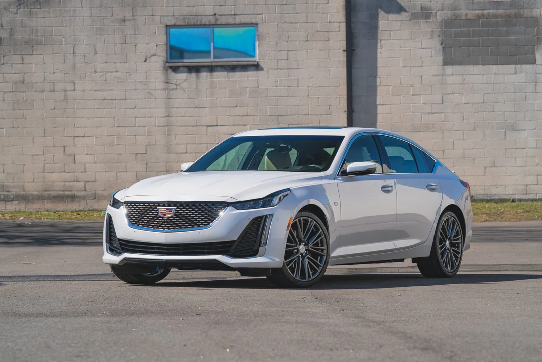 2024 Cadillac CT5 - Image 4 of 31