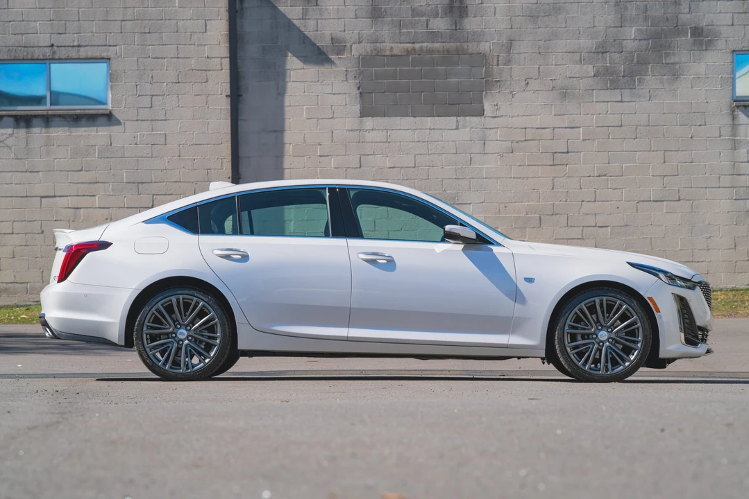 2024 Cadillac CT5 - Image 16 of 31