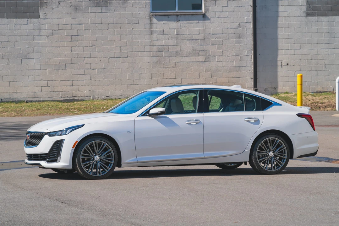 2024 Cadillac CT5 - Image 6 of 31