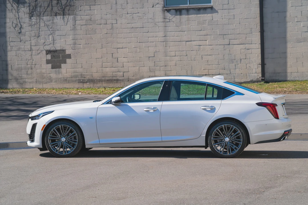 2024 Cadillac CT5 - Image 8 of 31