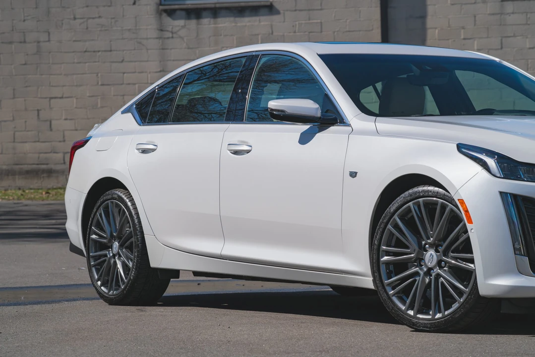 2024 Cadillac CT5 - Image 24 of 31