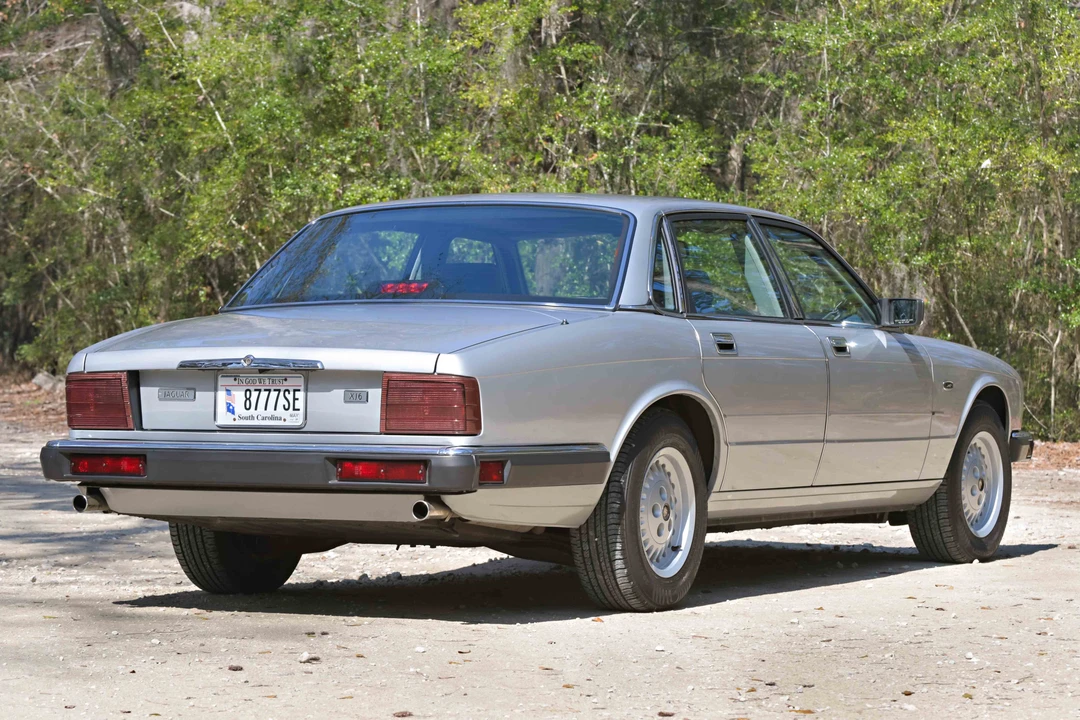 1990 Jaguar XJ40 XJ - Image 8 of 31