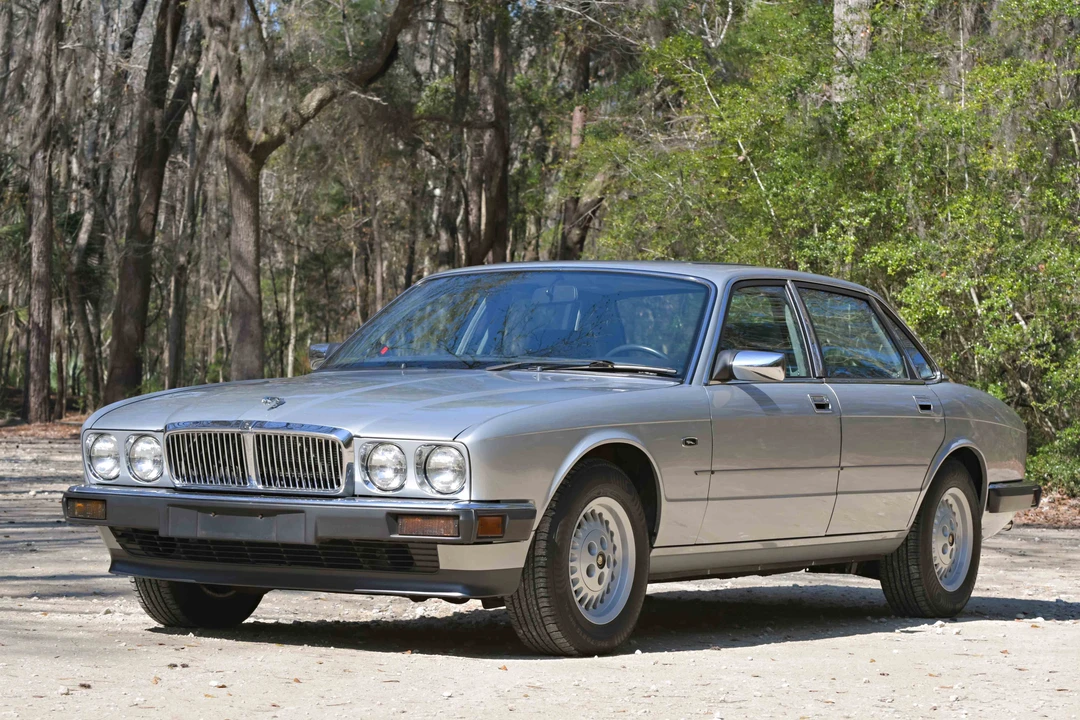 1990 Jaguar XJ40 XJ - Image 2 of 31