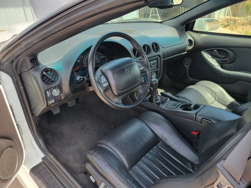 2000 Pontiac Firebird Trans Am 4th Gen - Image 17 of 31