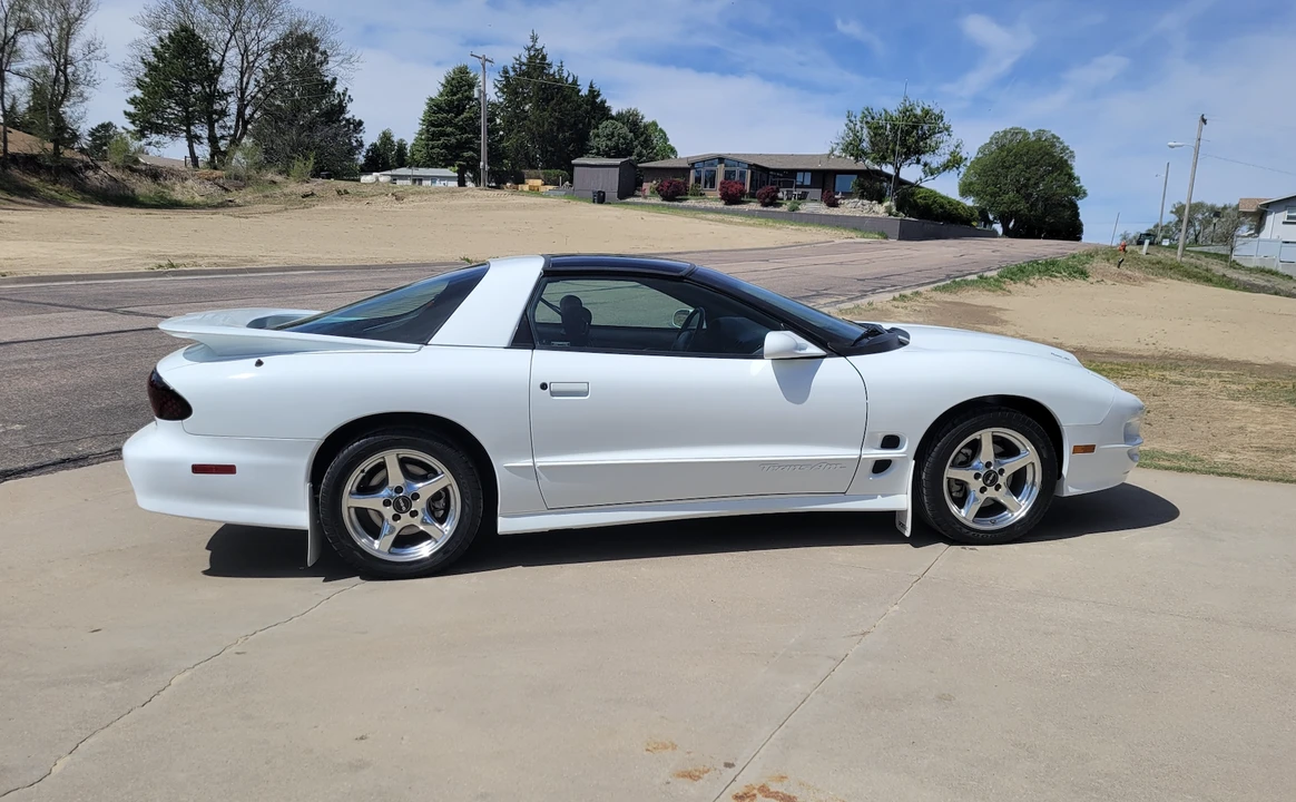 2000 Pontiac Firebird Trans Am 4th Gen - Image 6 of 31