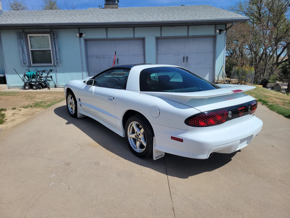 2000 Pontiac Firebird Trans Am 4th Gen - Image 3 of 31