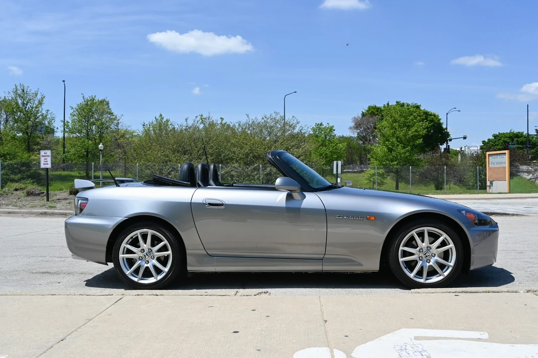 2005 Honda AP2 S2000 - Image 2 of 31