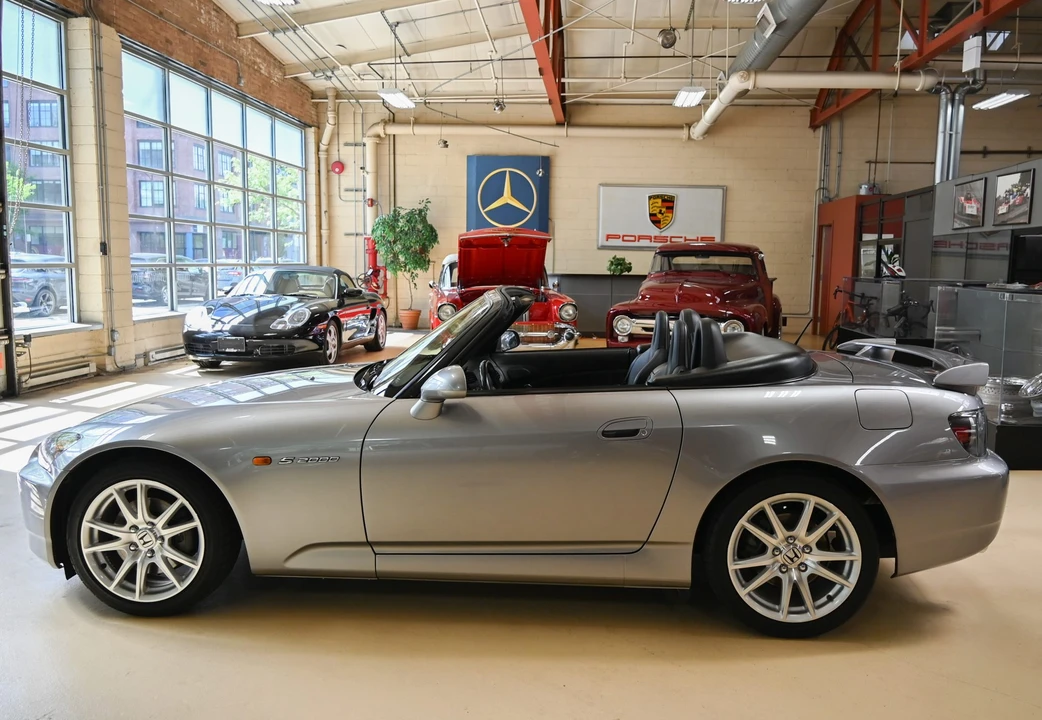 2005 Honda AP2 S2000 - Image 13 of 31