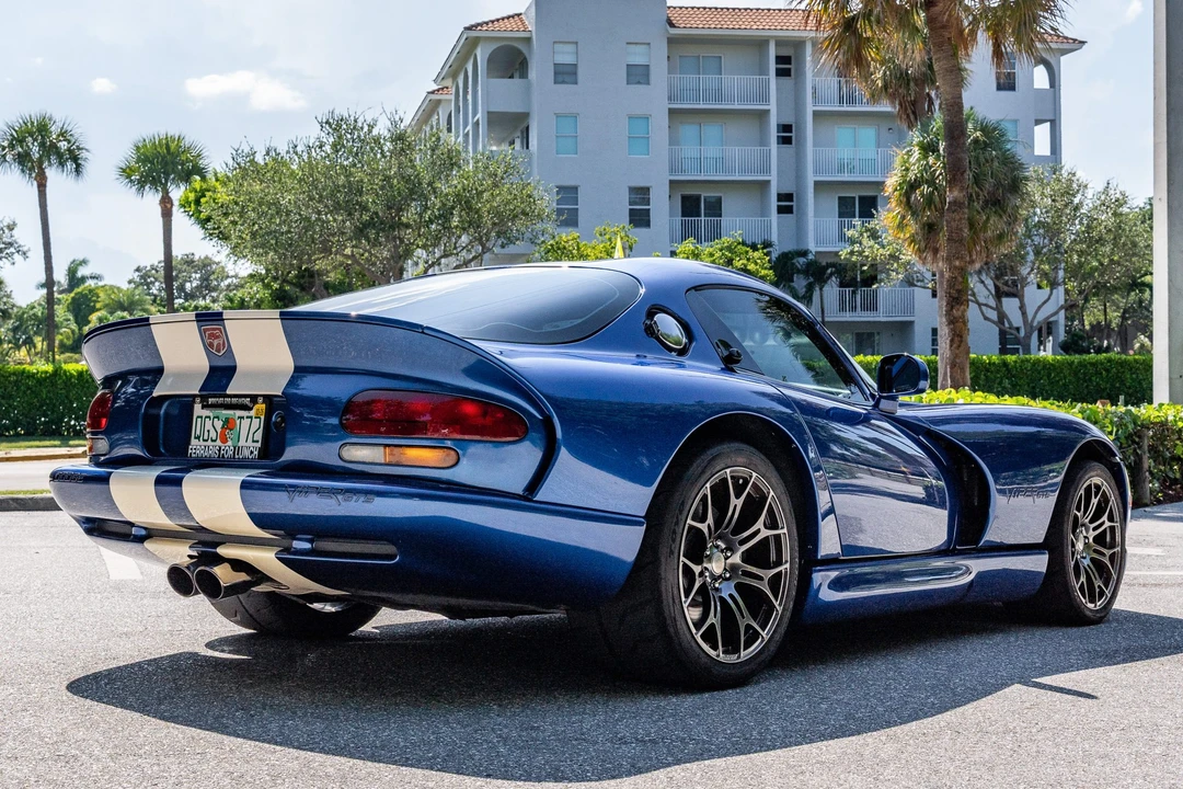 1997 Dodge Viper GTS 2nd Gen - Image 7 of 31