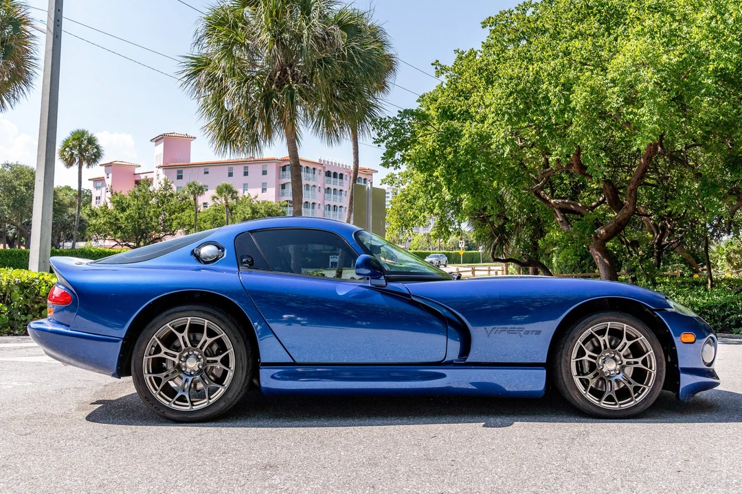 1997 Dodge Viper GTS 2nd Gen - Image 6 of 31
