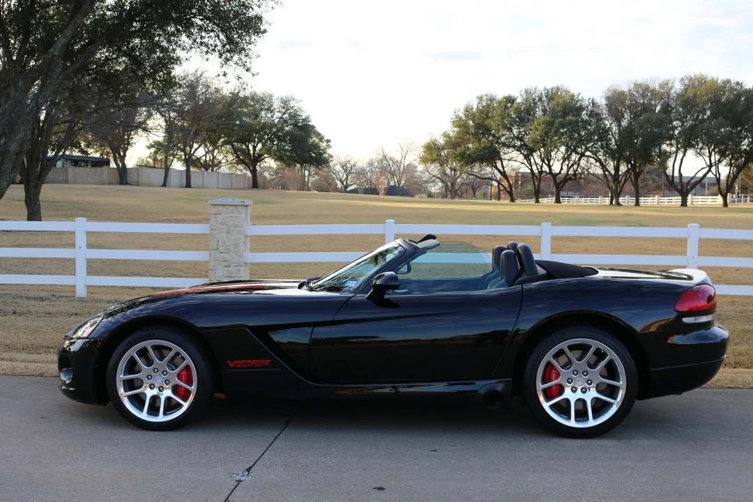 2005 Dodge Viper 3rd Gen - Image 20 of 31