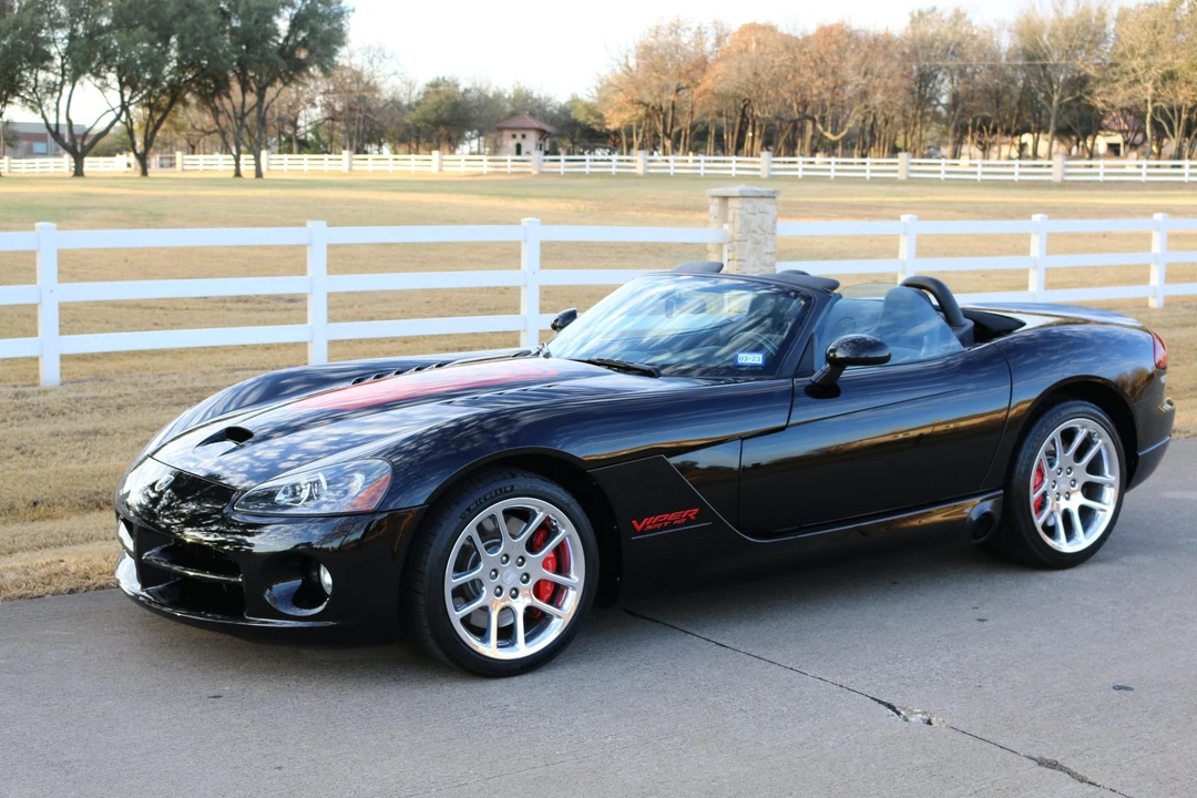 2005 Dodge Viper 3rd Gen - Image 4 of 31