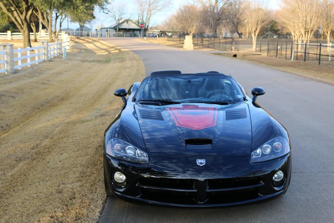 2005 Dodge Viper 3rd Gen - Image 9 of 31