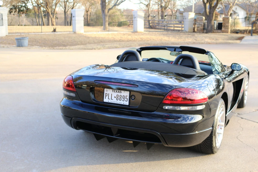 2005 Dodge Viper 3rd Gen - Image 17 of 31