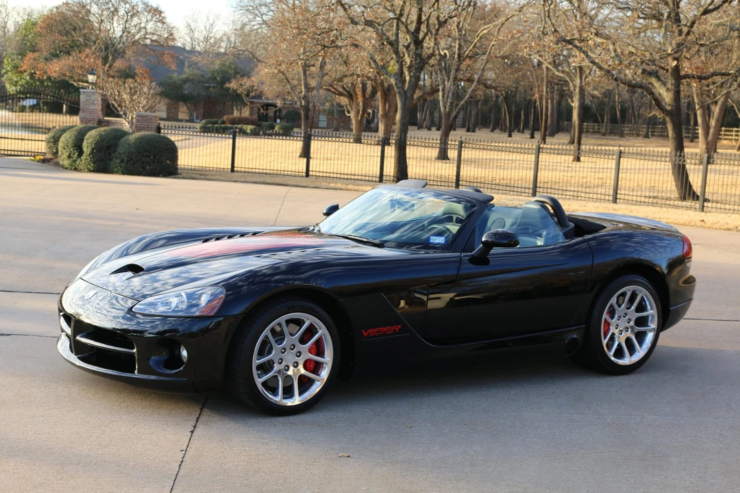 2005 Dodge Viper 3rd Gen - Image 3 of 31