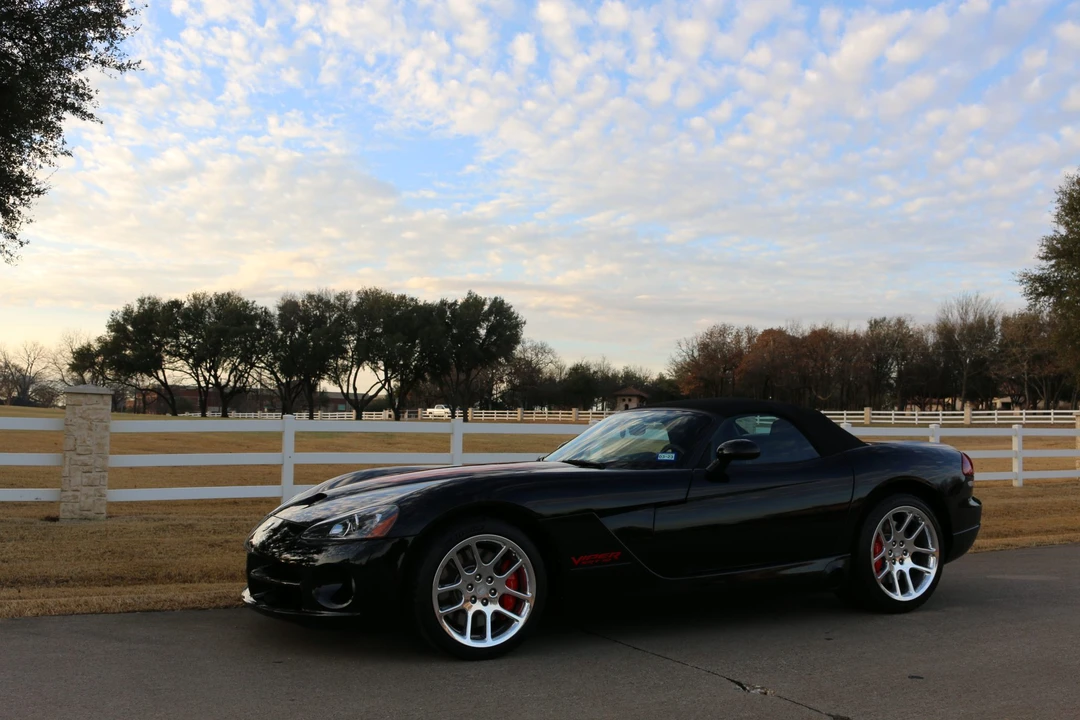 2005 Dodge Viper 3rd Gen - Image 23 of 31