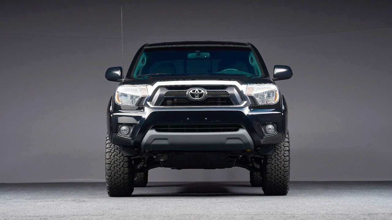 2012 Toyota Tacoma 2nd Gen - Image 3 of 31