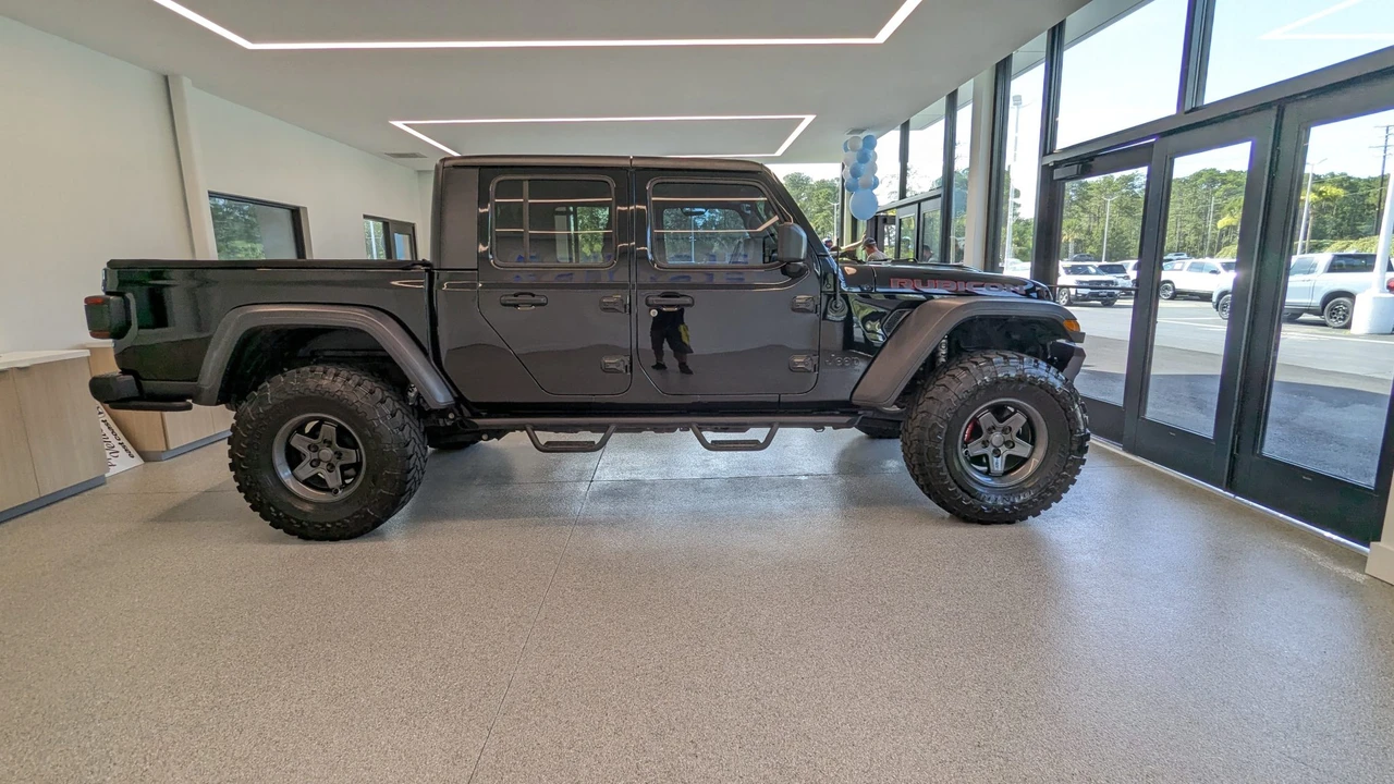 2020 Jeep JT Gladiator - Image 12 of 31