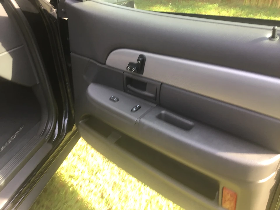 2003 Mercury Marauder - Image 24 of 31