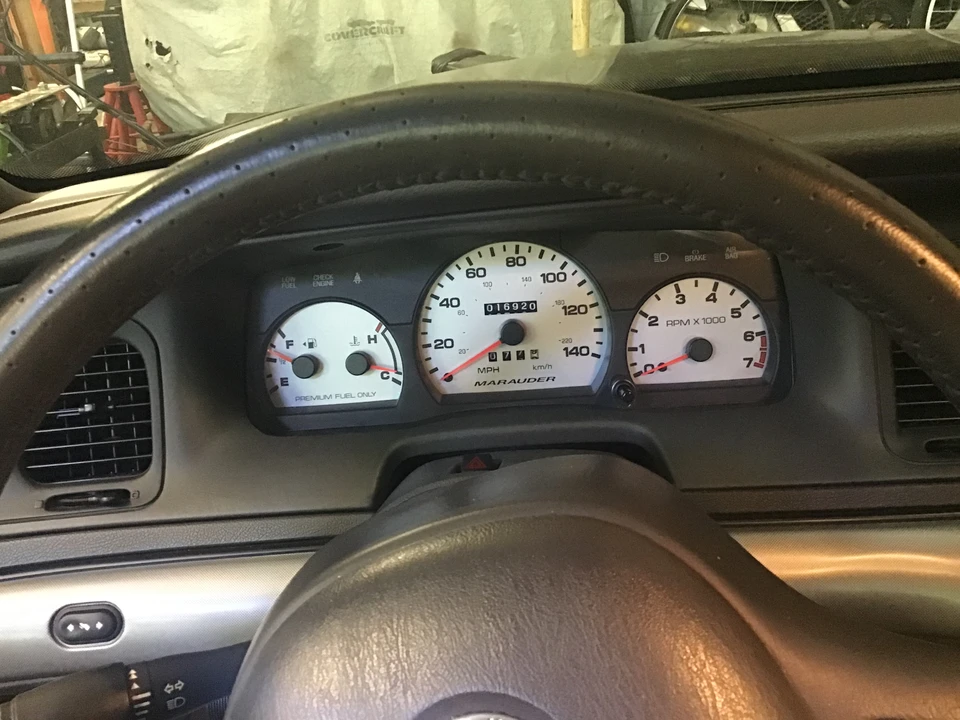 2003 Mercury Marauder - Image 22 of 31
