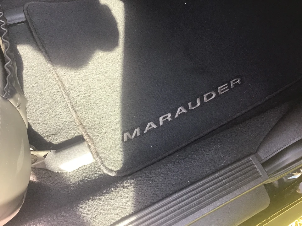 2003 Mercury Marauder - Image 30 of 31