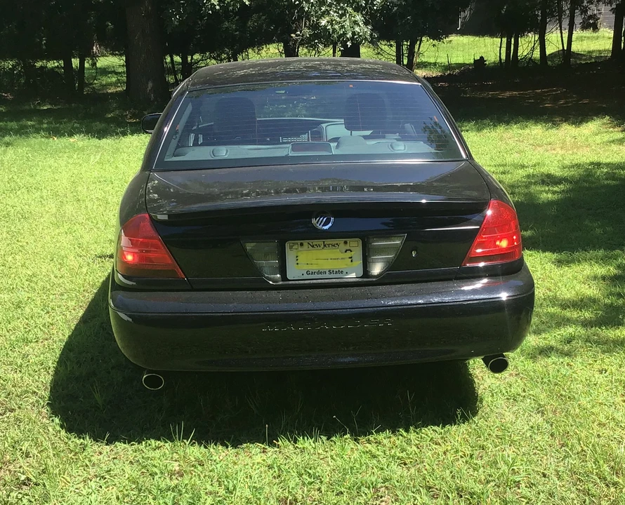 2003 Mercury Marauder - Image 4 of 31