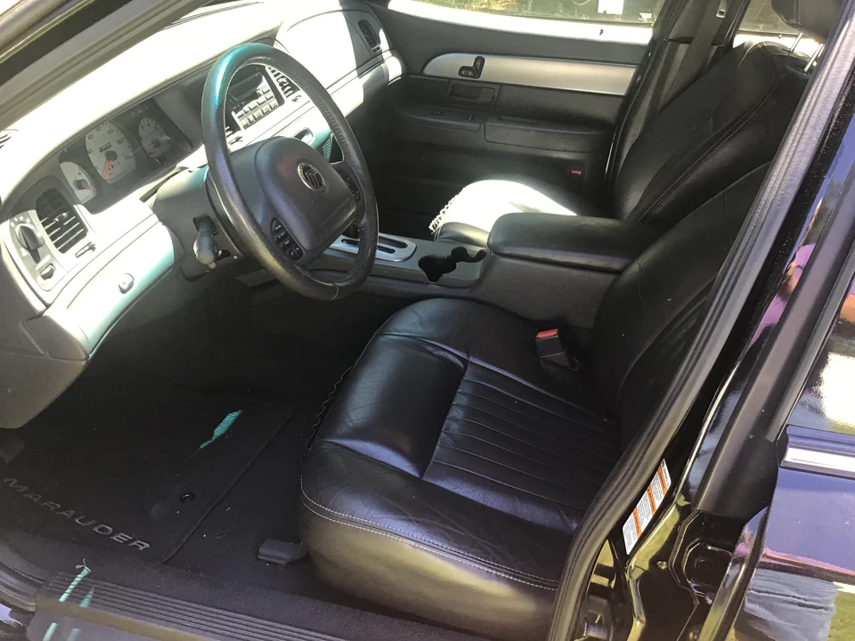 2003 Mercury Marauder - Image 20 of 31