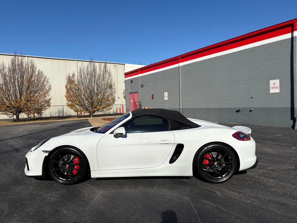 2016 Porsche 981 Boxster Spyder - Image 2 of 7